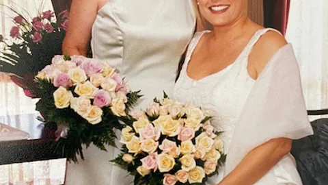 Kathy and Kelly on Kelly's wedding day